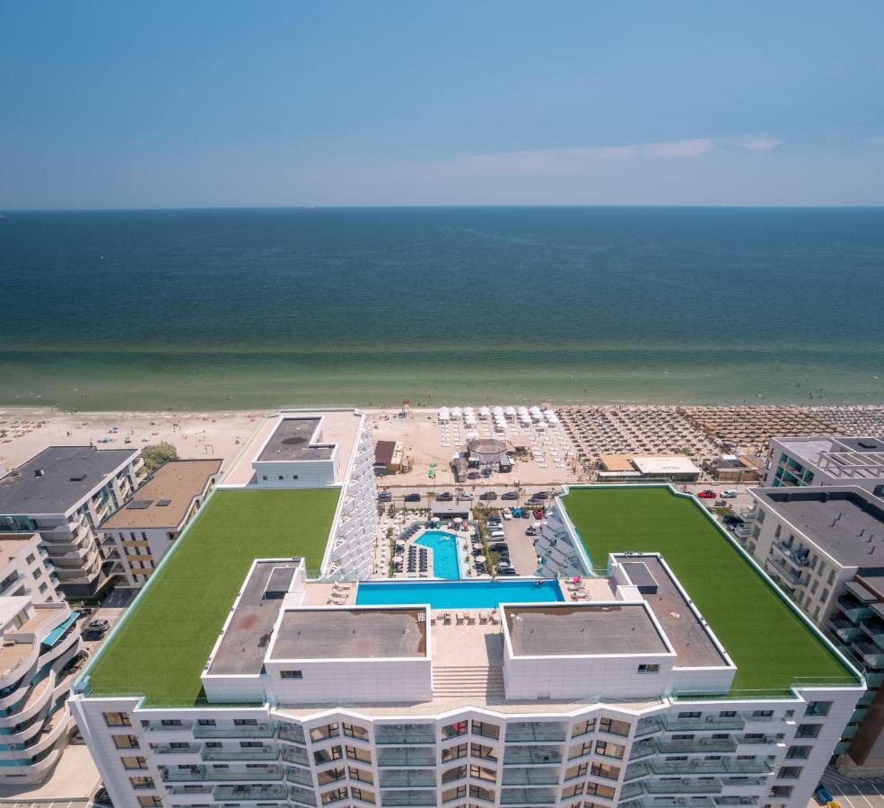 Royale Sundance 224 Infinity Beach Pool & Spa Mamaia Nord นาโวดาริ ภายนอก รูปภาพ